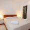 Apartmani i sobe Dubrovnik 9304, Dubrovnik - Dvokrevetna soba 2 s bračnim krevetom, terasom i pogledom na more -  
