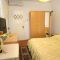 Apartmány a pokoje Cavtat 9316, Cavtat - Dvoulůžkový pokoj 1 s manželskou postelí, terasou a výhledem na moře -  