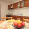 Apartments Trogir 9416, Trogir - Apartment 2 with Terrace -  